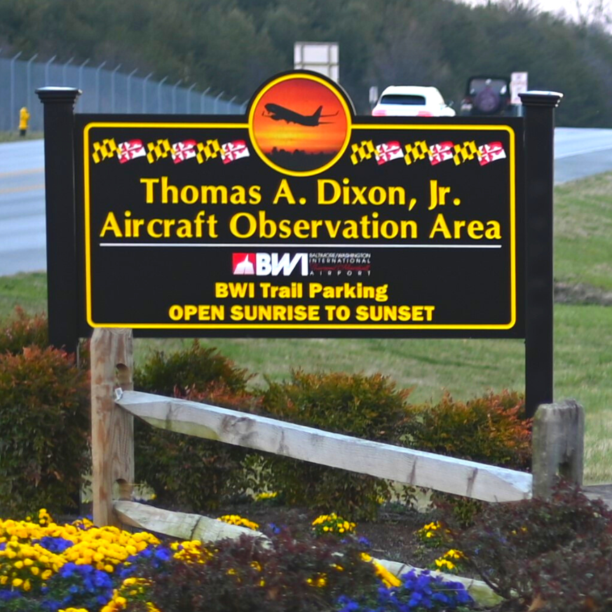 Entrance sign at the Thomas Dixon Aircraft Observation Area
