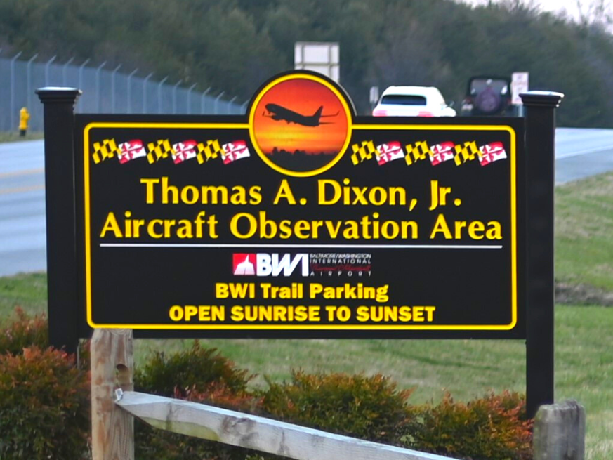 Photo of a sign at the entrance at the Thomas A. Dixon Jr Aircraft Observation Area